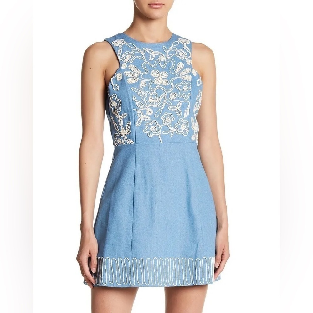 Anthropologie Moon River Sleeveless Embroidered Denim Mini Dress